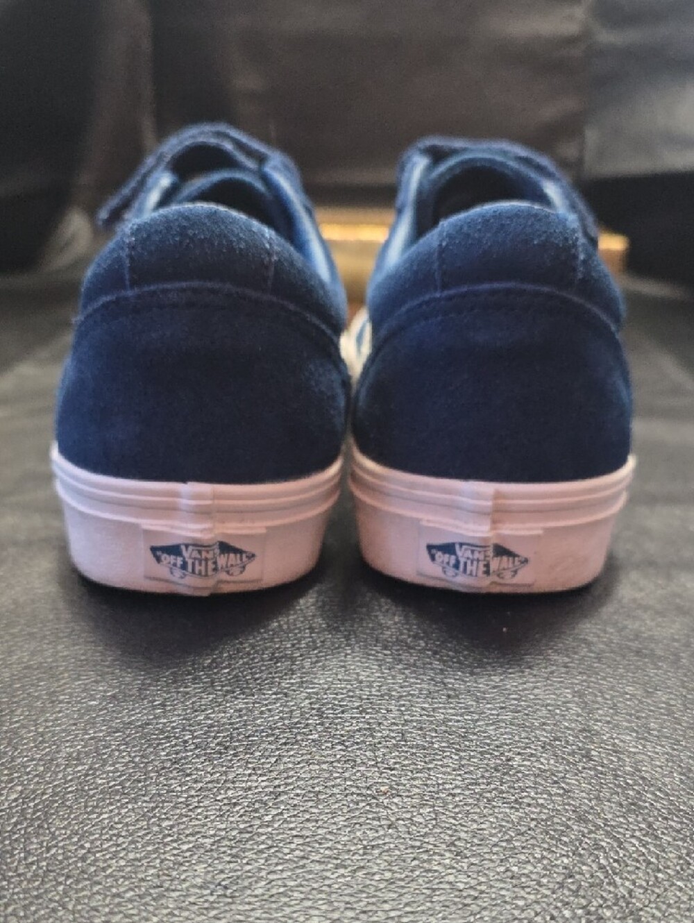 Womens Sz. 8 Vans Navy Blue Suede Velcro Sneakers - Picture 5 of 6
